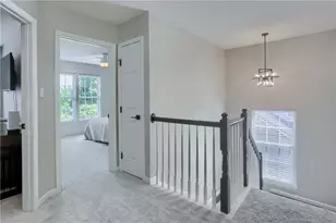 1821 Pioneer Dr, Pittsburgh, PA 15143 - Photo 24