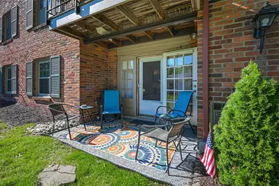 940 Margarite Dr #K, Scott Township, PA 15216 - Photo 24