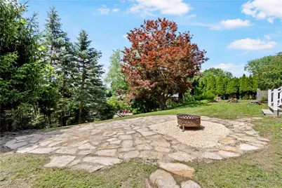2429 Pin Oak Pl, Pittsburgh, PA 15220 - Photo 32