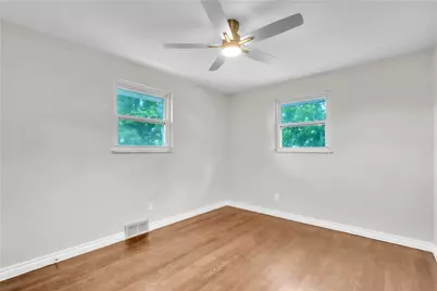 27 Washington Ave, Mt Pleasant Twp, PA 15340 - Photo 24