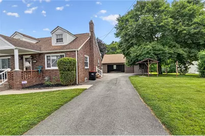 1424 Jackson Ave, New Castle, PA 16101 - Photo 2