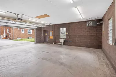 1424 Jackson Ave, New Castle, PA 16101 - Photo 6