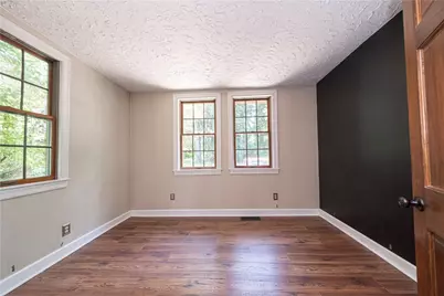 50 Center Ave, Pittsburgh, PA 15229 - Photo 10
