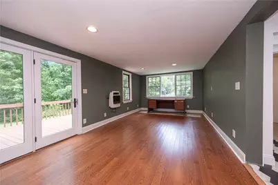 50 Center Ave, Pittsburgh, PA 15229 - Photo 16