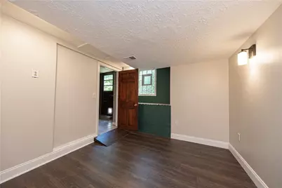 50 Center Ave, Pittsburgh, PA 15229 - Photo 16