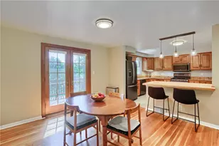308 Holiday Dr, Ross Twp, PA 15237 - Photo 12