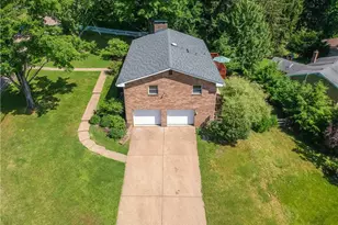 308 Holiday Dr, Ross Twp, PA 15237 - Photo 44