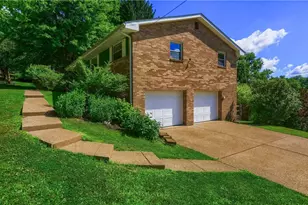 308 Holiday Dr, Ross Twp, PA 15237 - Photo 46