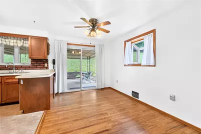 27 Barnhart Rd, Hempfield Township, PA 15601 - Photo 10