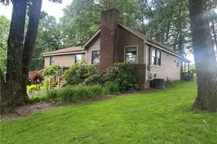 108 Needham Dr, Middlesex Township, PA 16059 - Photo 8