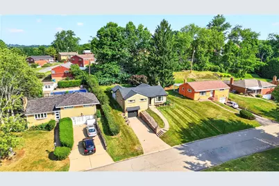 5032 Azalea Dr, Pittsburgh, PA 15236 - Photo 10