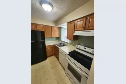 3 Hiland Valley Dr #306, Ross Twp, PA 15229 - Photo 12