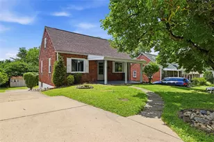 73 Clifford Dr, Green Tree, PA 15220 - Photo 2