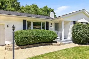 2259 Saratoga Dr, Hermitage, PA 16148 - Photo 1