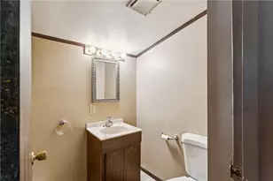 381 State Ave, Vanport, PA 15009 - Photo 22