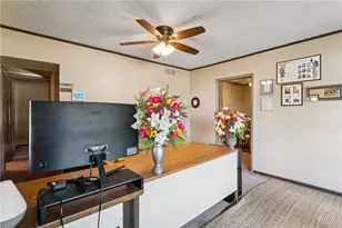 381 State Ave, Vanport, PA 15009 - Photo 10