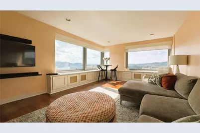 320 Fort Duquesne Blvd #19D, Downtown Pgh, PA 15222 - Photo 6