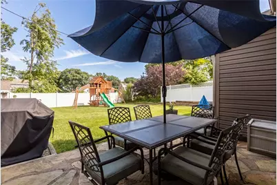 130 Crestview Dr, Pittsburgh, PA 15236 - Photo 14