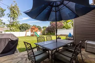 130 Crestview Dr, Pittsburgh, PA 15236 - Photo 14