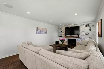 116 Tuscany Ridge Drive, Collier Township, PA 15071 - Photo 10