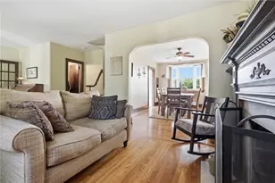 310 Morrison Dr, Pittsburgh, PA 15216 - Photo 4