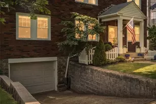 310 Morrison Dr, Pittsburgh, PA 15216 - Photo 2