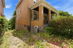 2728 Woodstock Ave, Pittsburgh, PA 15218 - Photo 4