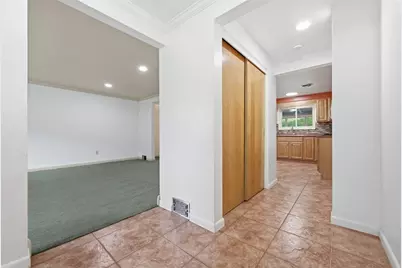 1277 Star Ridge Dr, Pittsburgh, PA 15241 - Photo 6