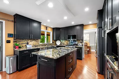 717 Stonegate Drive, Collier Township, PA 15071 - Photo 8