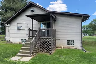 112 Schoolhouse Rd, Jefferson Township, PA 15442 - Photo 2
