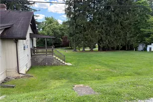 112 Schoolhouse Rd, Jefferson Township, PA 15442 - Photo 4