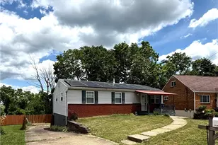 232 St Croix Dr, Pittsburgh, PA 15235 - Photo 2