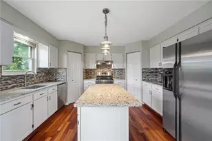 1342 Morgan Cir, North Strabane, PA 15317 - Photo 6