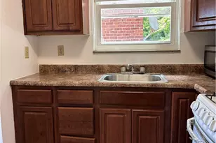 908 Worthington Ave, Clairton, PA 15025 - Photo 6
