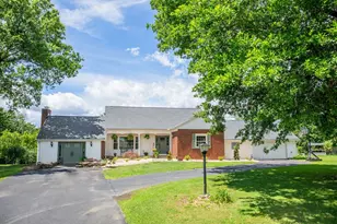 3 Coates Ln, White Township, PA 15701 - Photo 2