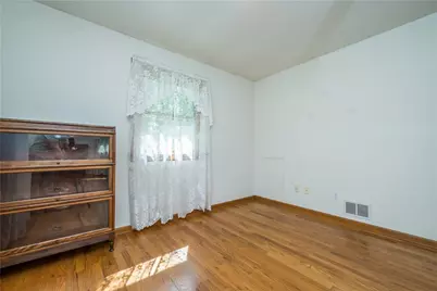 1607 Millers Run Road, Mt Pleasant Twp, PA 15057 - Photo 22