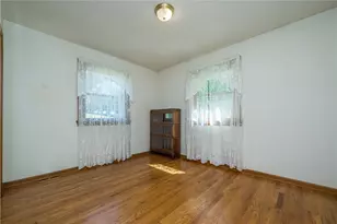 1607 Millers Run Rd, Mt Pleasant Twp, PA 15057 - Photo 20