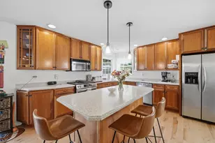 957 Douglas Dr, Pittsburgh, PA 15239 - Photo 8