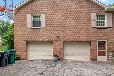 2650 Quail Hill Dr, Pittsburgh, PA 15241 - Photo 32