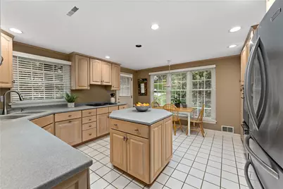 2650 Quail Hill Dr, Pittsburgh, PA 15241 - Photo 12