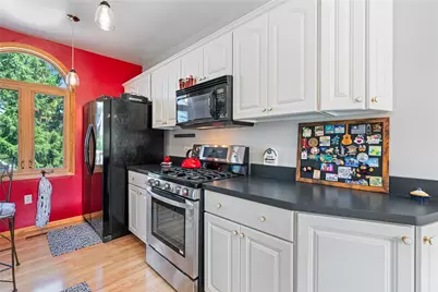 1900 Addison Ave., West Mifflin, PA 15122 - Photo 6