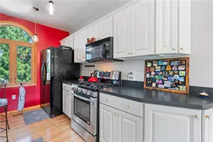 1900 Addison Ave, West Mifflin, PA 15122 - Photo 6