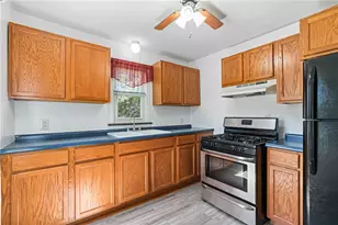 1900 Addison Ave, West Mifflin, PA 15122 - Photo 30