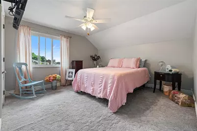 1900 Addison Ave., West Mifflin, PA 15122 - Photo 12
