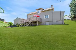 1900 Addison Ave, West Mifflin, PA 15122 - Photo 22