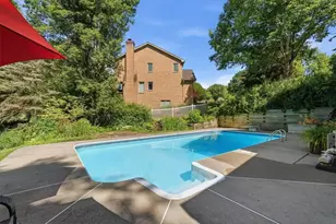 2448 Rihn Strasse, Hampton, PA 15044 - Photo 8