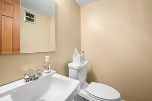 206 Main Entrance Dr, Pittsburgh, PA 15228 - Photo 38