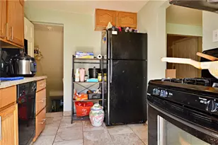 1056 Lindberg Ave, Pittsburgh, PA 15120 - Photo 12