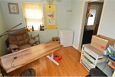 1056 Lindberg Ave, Pittsburgh, PA 15120 - Photo 10