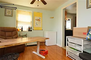 1056 Lindberg Ave, Pittsburgh, PA 15120 - Photo 8